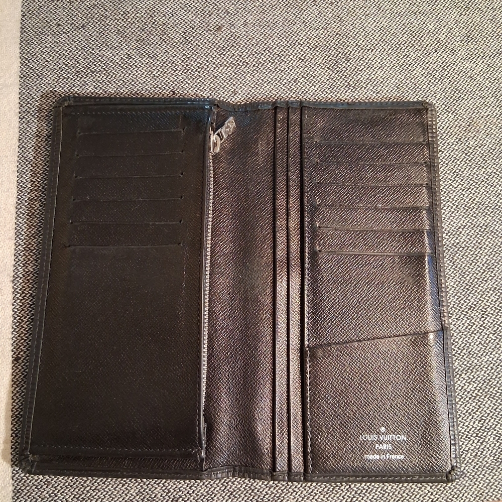 Louis Vuitton Black Wallet - Picture 11 of 16